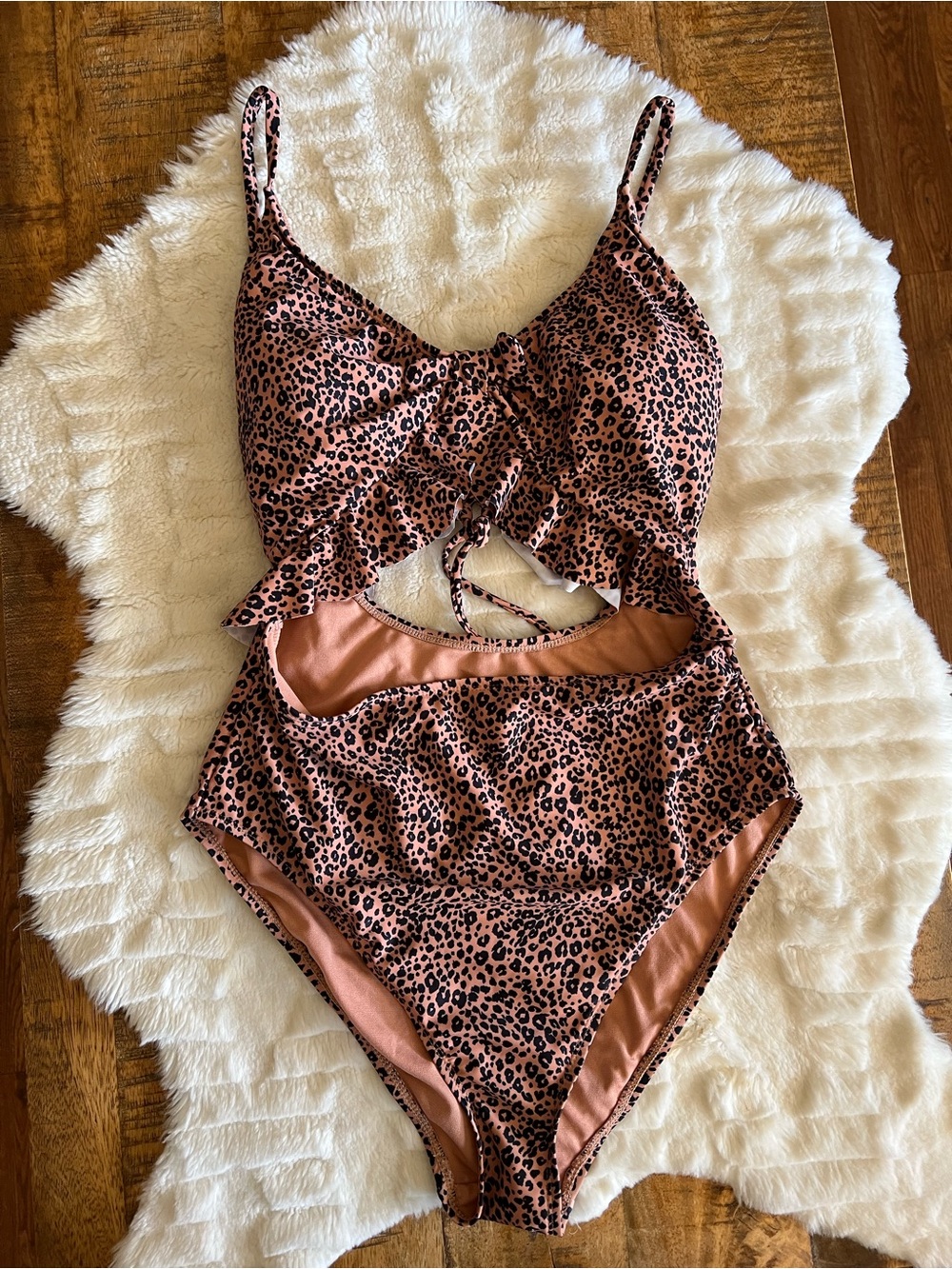 Hurley One-Piece Cutout Swimsuit Women's Animal Print Swim Suit Beach Size XL